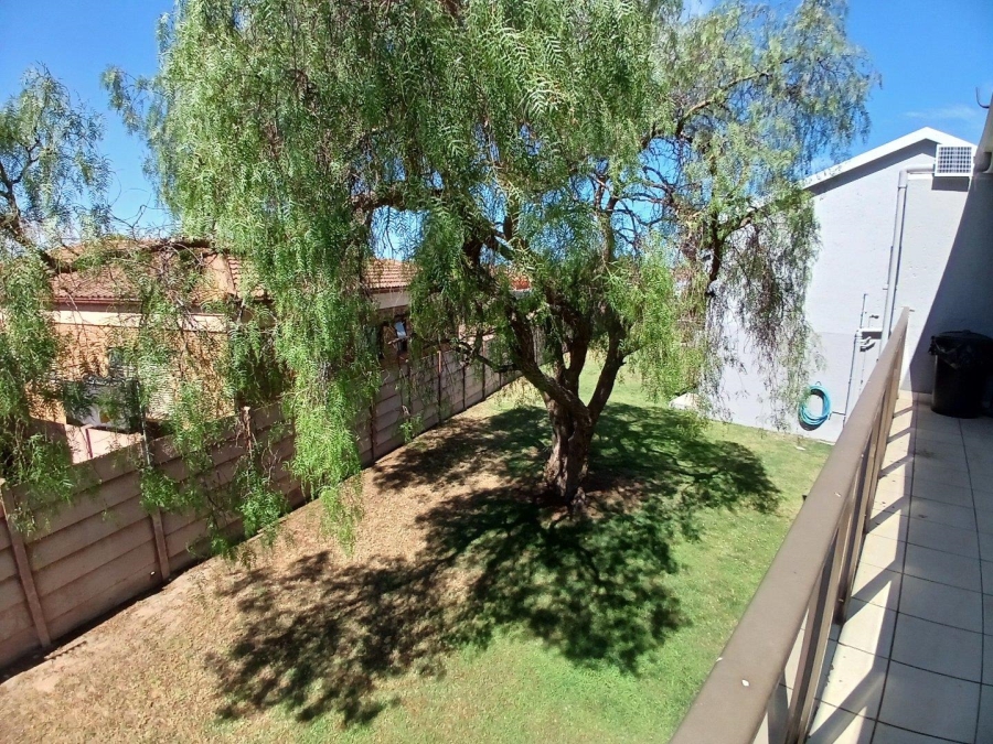 2 Bedroom Property for Sale in Hartenbos Central Western Cape